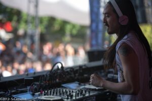 Steve Aoki bought another NFT