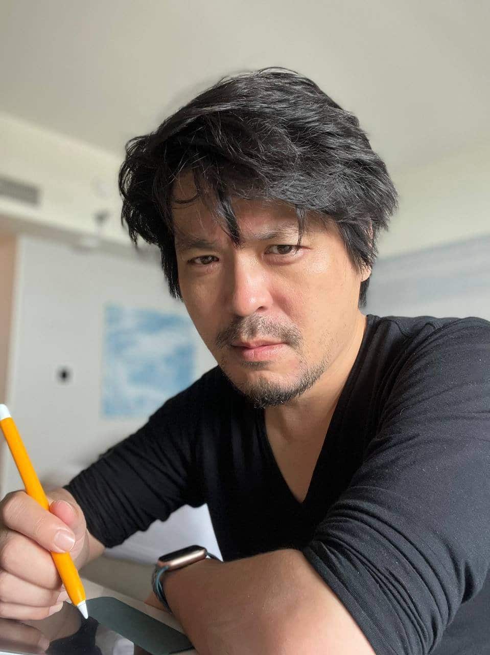 image of the illustrator behind BOSO TOKYO